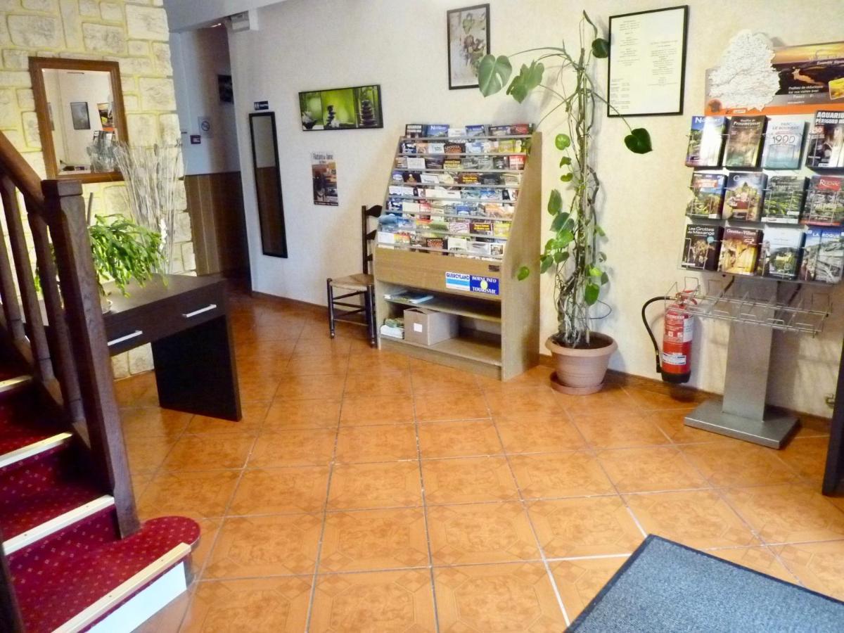 فندق Le Petit Chaperon Rouge Coux-et-Bigaroque-Mouzens المظهر الخارجي الصورة